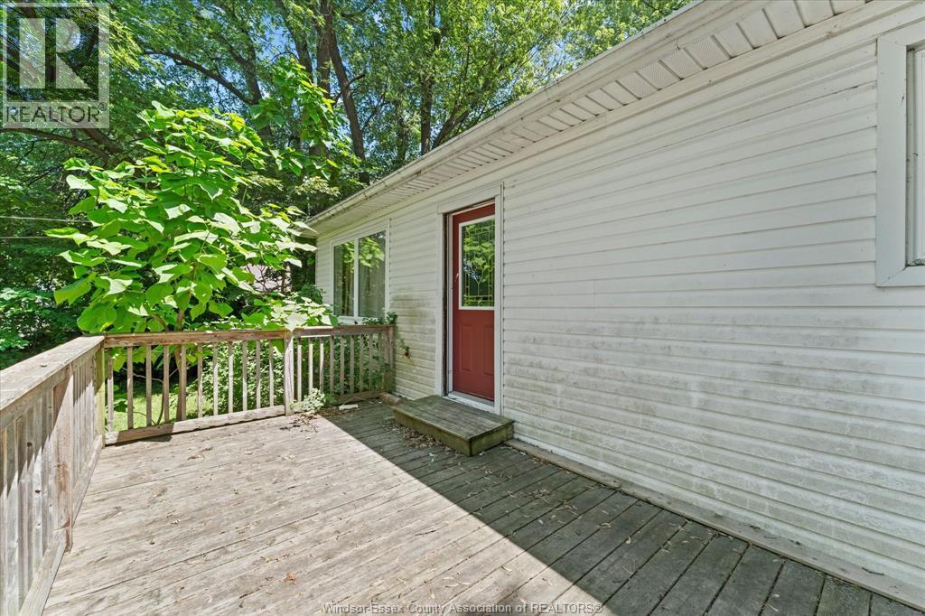 3-bedroom Single Family at 3555 County Rd 42, Windsor — photograph 3