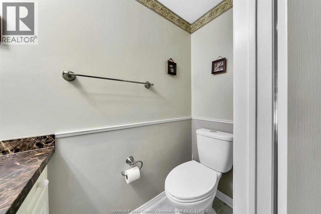 3-bedroom Single Family at 35 Tania Crescent #46, Vaughan — photograph 3