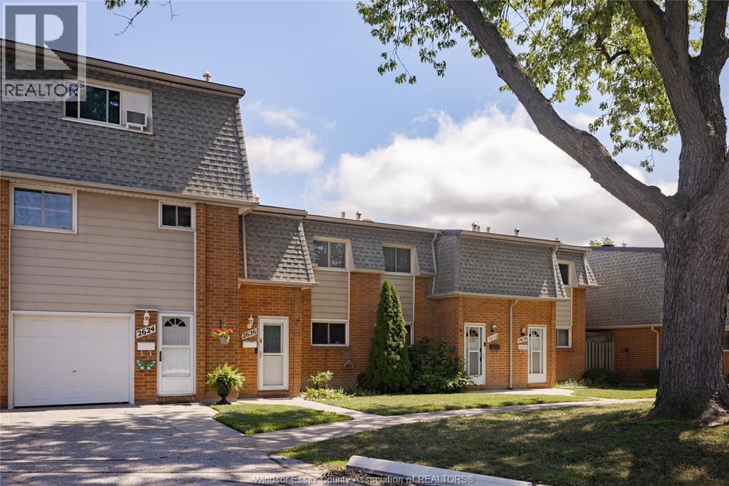 3-bedroom Single Family at 2626 Vine Court #137, Windsor — primary photograph
