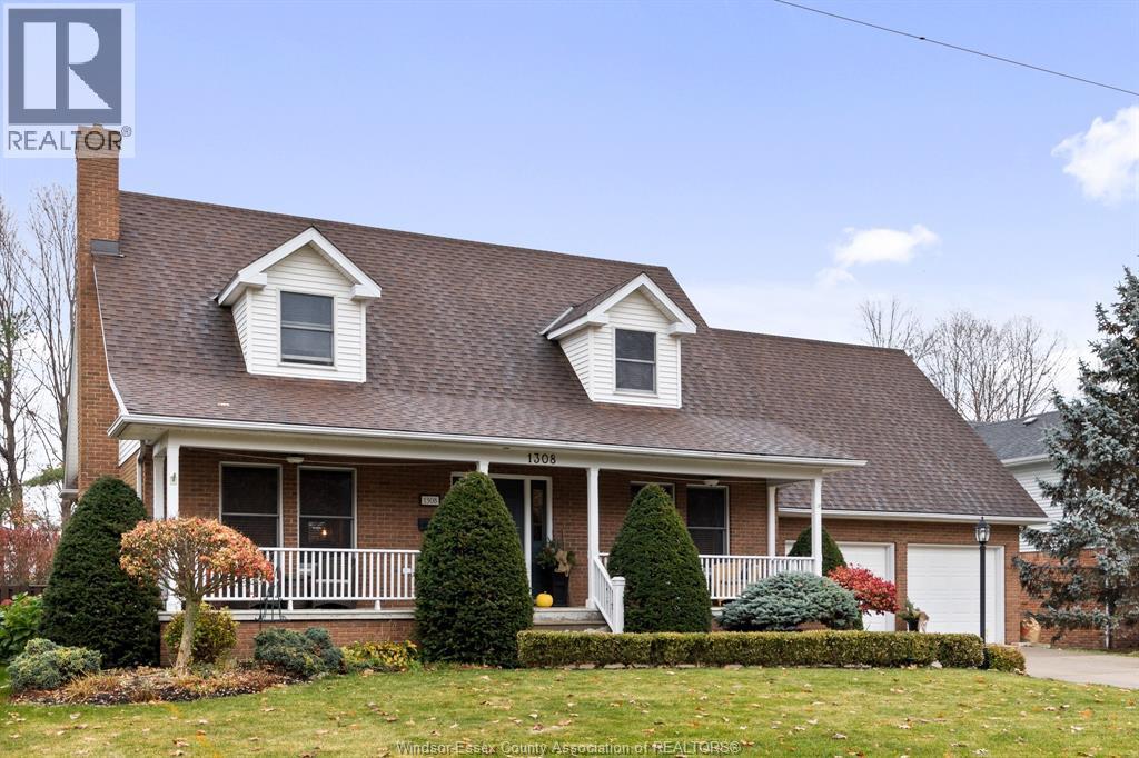 3-bedroom Single Family at 1308 Wigle Grove Road, Kingsville — primary photograph