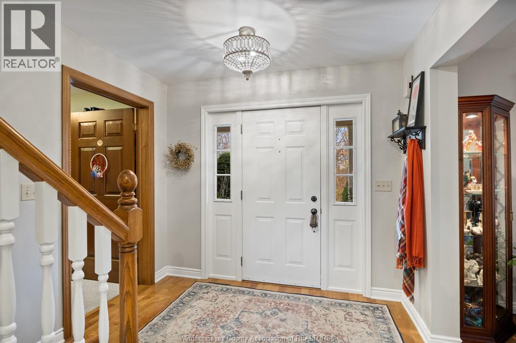 3-bedroom Single Family at 1308 Wigle Grove Road, Kingsville — photograph 3