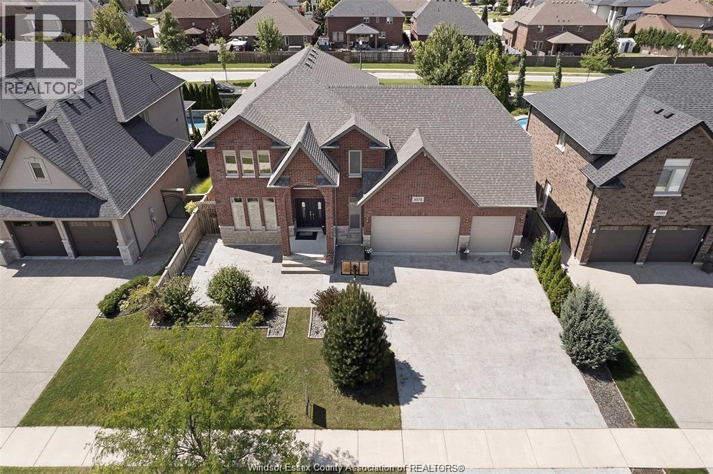 Single Family — 1078 Charlotte, Lakeshore, Ontario