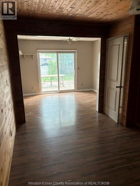 4-bedroom Single Family at 3090 Peace Court, Windsor — photograph 2