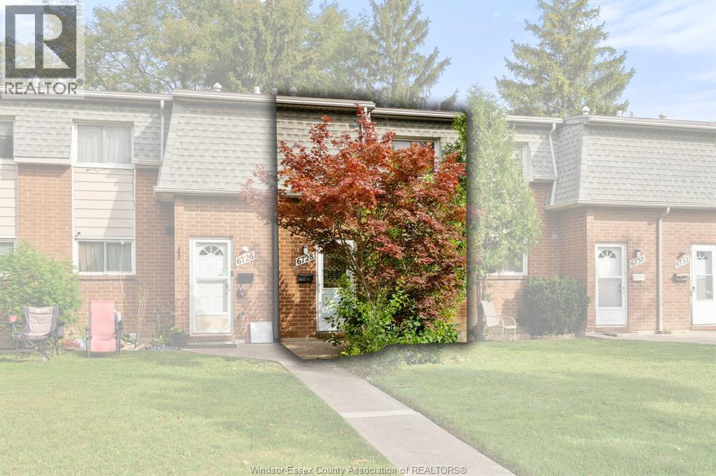 3-bedroom Single Family at 6728 Rose-Ville Garden Drive #15, Windsor — photograph 2