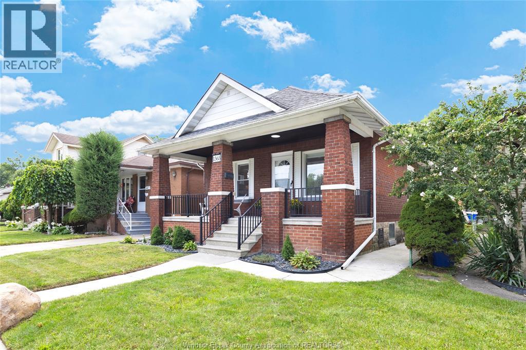 3-bedroom Single Family at 1365 George, Windsor — photograph 3