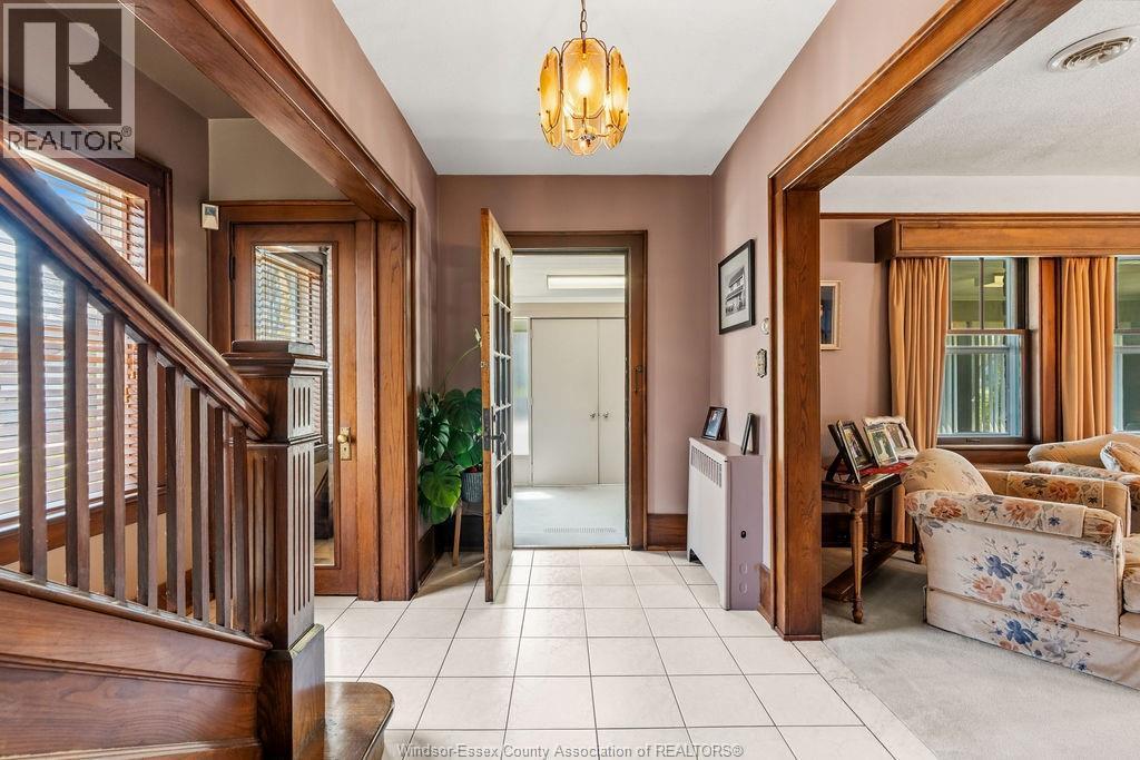 4-bedroom Single Family at 28 Albert Street, Leamington — photograph 3