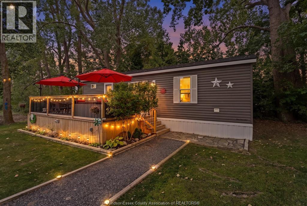 3-bedroom Single Family at 510 County Rd 31 #9 CHERRY, Leamington — primary photograph