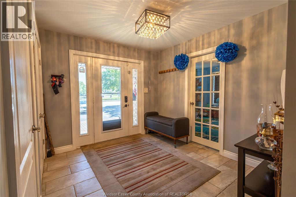 4-bedroom Single Family at 1709 Division Road, Kingsville — photograph 3