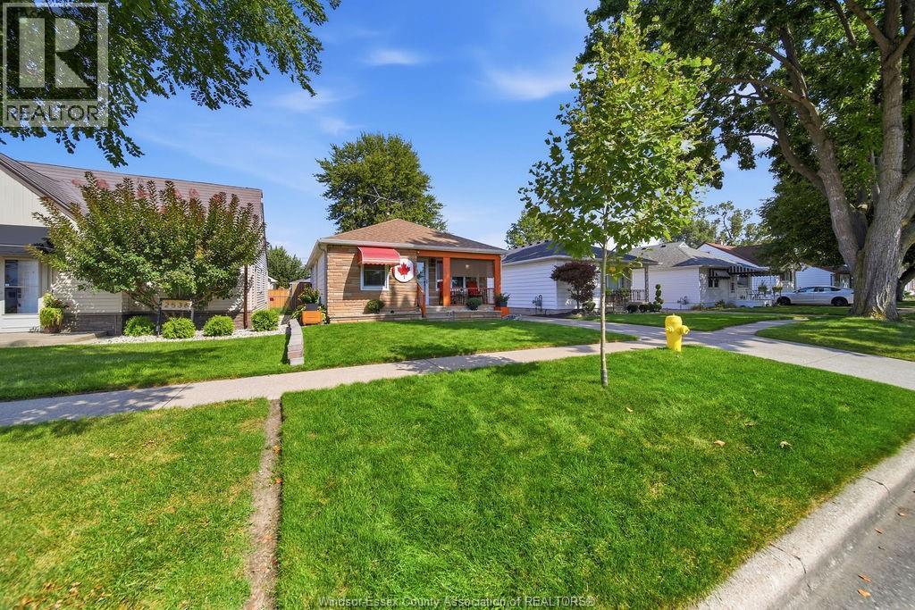Single Family — 2540 Chandler, Windsor, Ontario