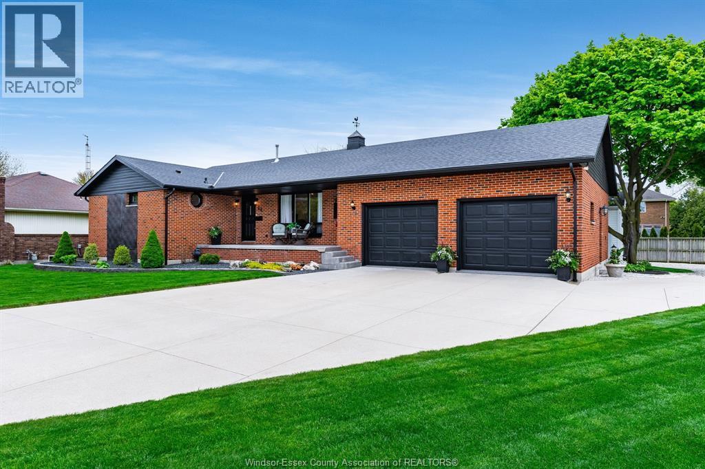3-bedroom Single Family at 66 Shawnee Court, Leamington — primary photograph