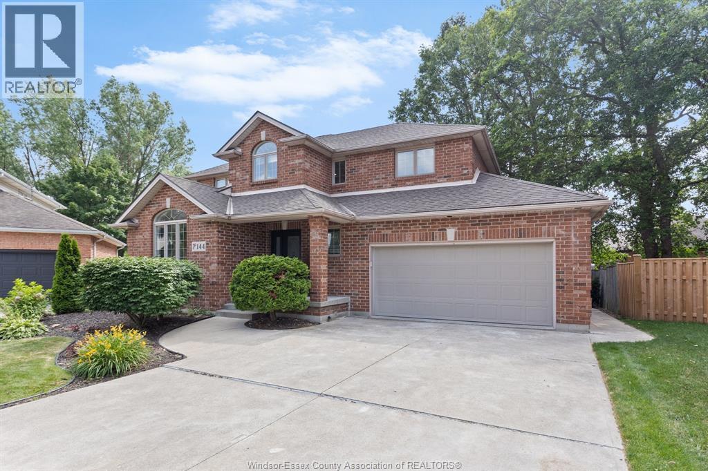 Single Family — 144 Pheasant Run, Lakeshore, Ontario