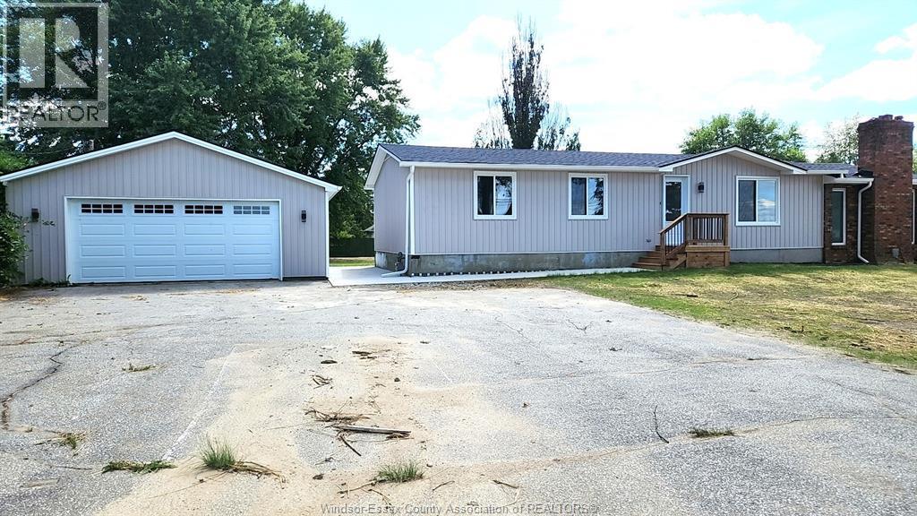3-bedroom Single Family at 3425 Cabana (county Rd 42), Windsor — primary photograph