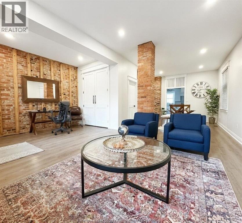 Single Family — 763 Monmouth Road, Windsor, Ontario