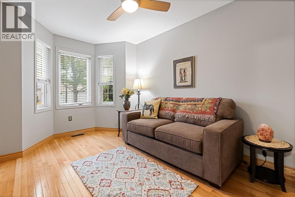 3-bedroom Single Family at 2642 Norfolk Pines Crescent #15, Windsor — photograph 3