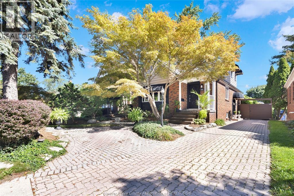 Single Family — 466 Matthew Brady, Windsor, Ontario