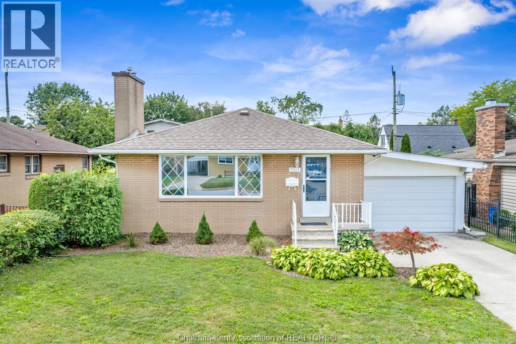 Single Family — 2541 Gail Road, Windsor, Ontario