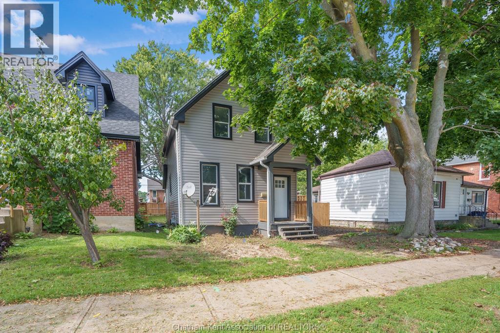 Single Family — 87 Gray Street, Chatham, Ontario
