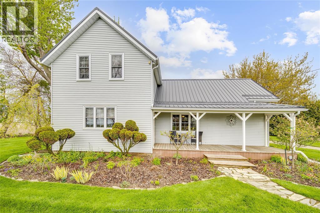 3-bedroom Single Family at 3098 3rd Concession Road, Harrow — photograph 2