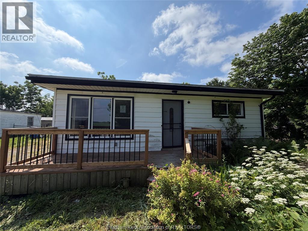 Single Family — 656 McNaughton Avenue, Chatham, Ontario