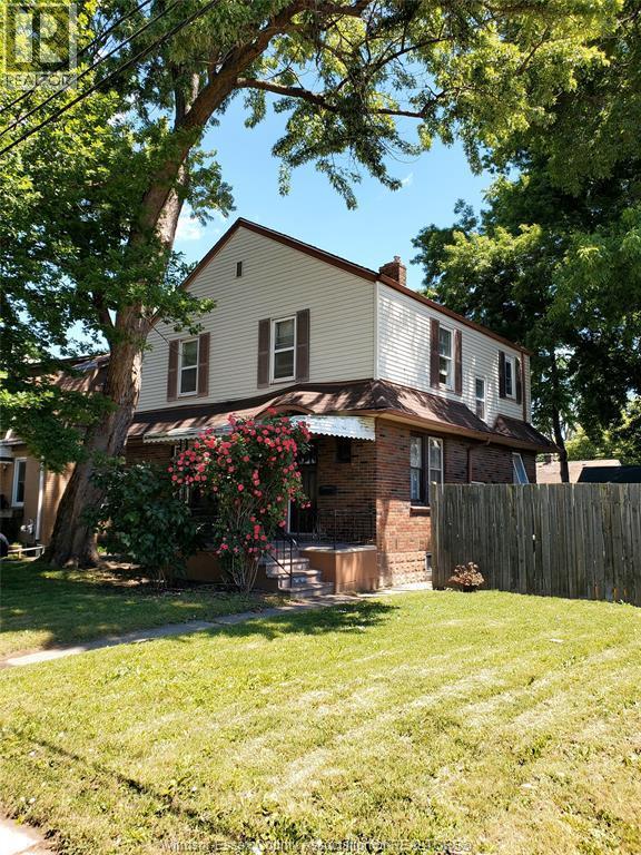 Single Family — 1964 Central Avenue, Windsor, Ontario