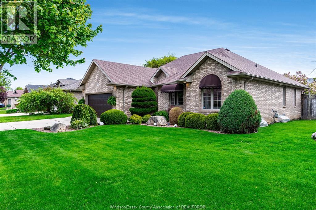 3-bedroom Single Family at 21 Conservation Boulevard, Kingsville — primary photograph