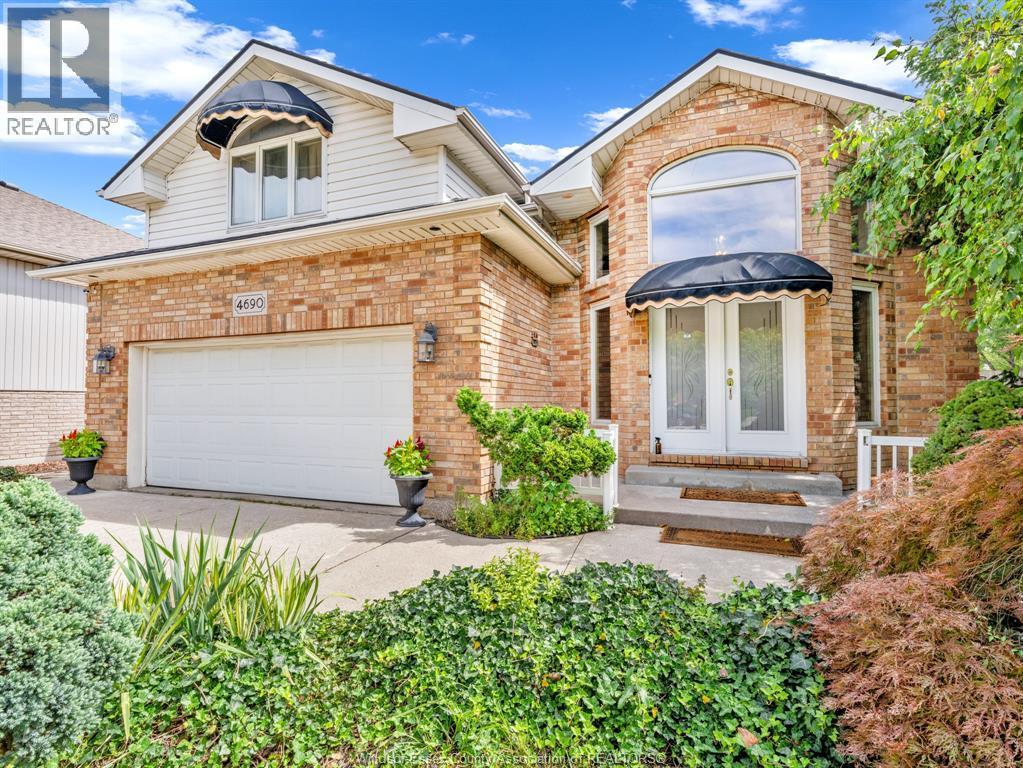 4-bedroom Single Family at 4690 Jessica Way, Windsor — primary photograph