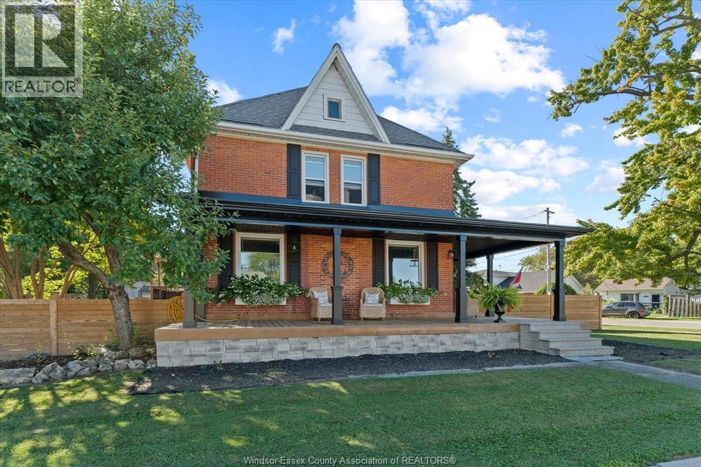 3-bedroom Single Family at 48 Erie Street, Wheatley — photograph 2