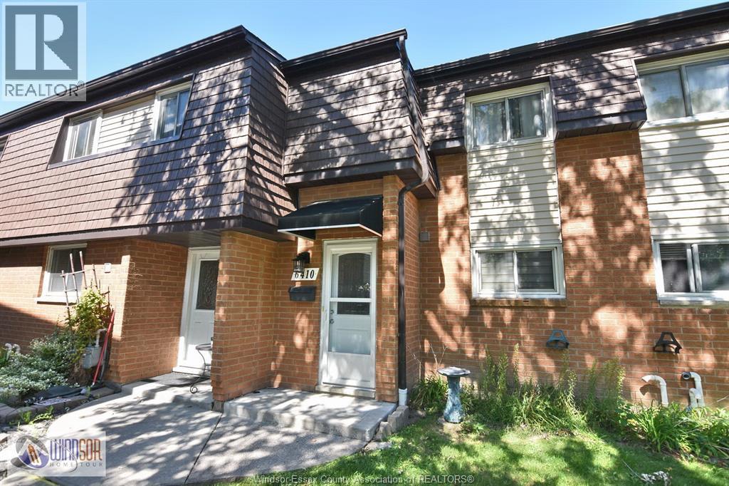3-bedroom Single Family at 6410 Thornberry Crescent, Windsor — primary photograph