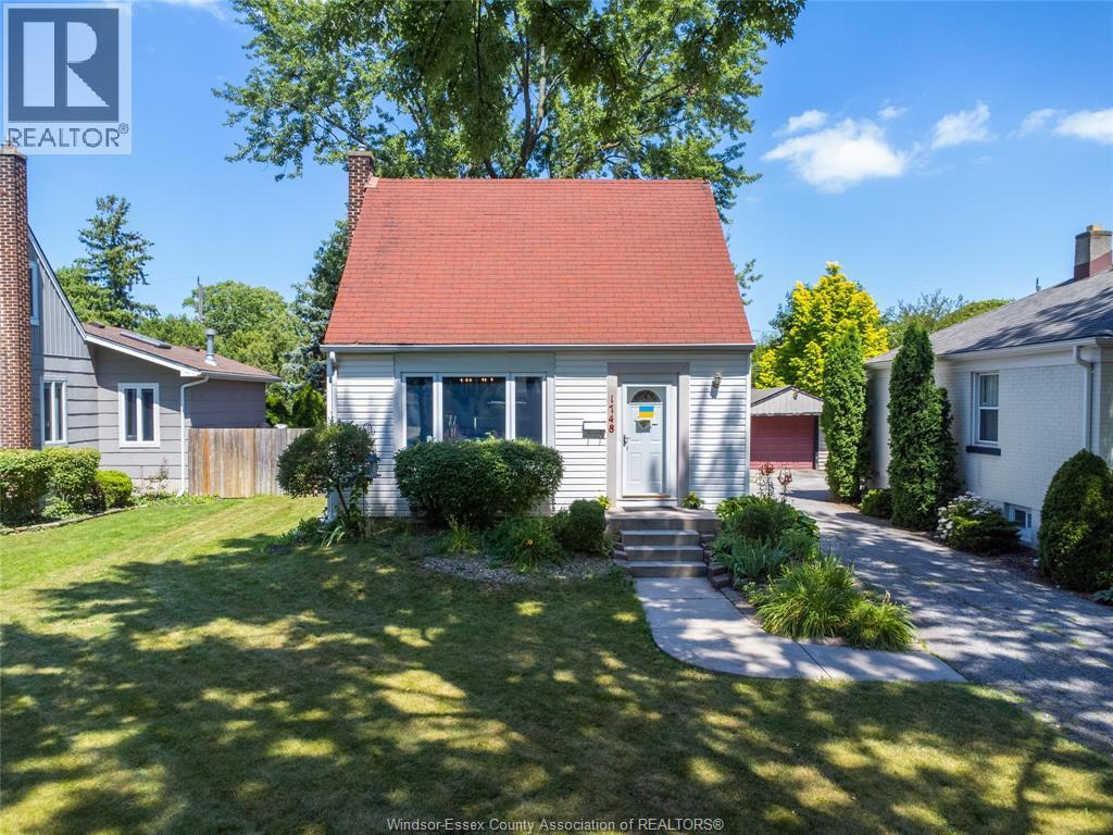3-bedroom Single Family at 1748 Kildare Road #BACK, Windsor — primary photograph
