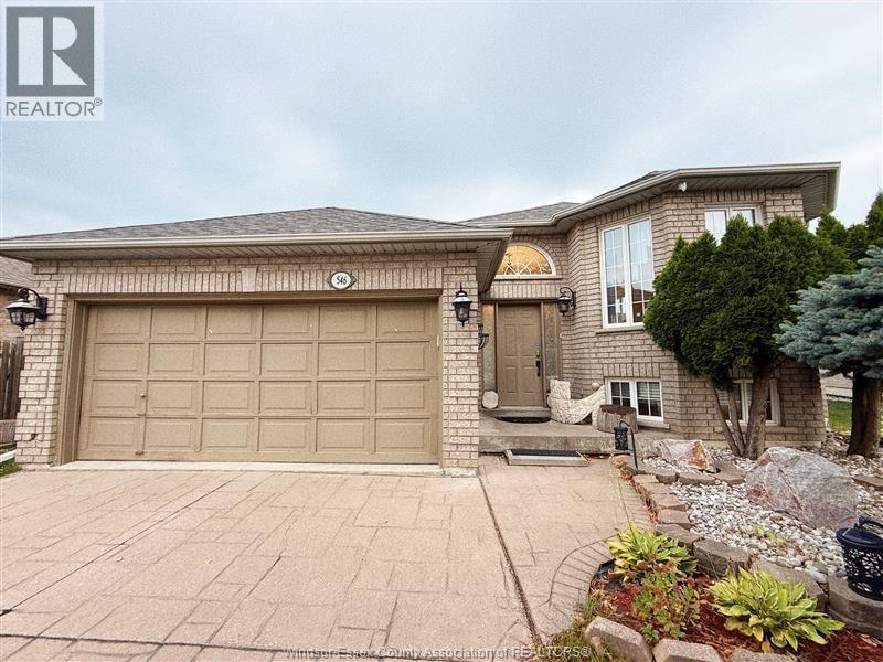4-bedroom Single Family at 546 Compton Court, Windsor — primary photograph