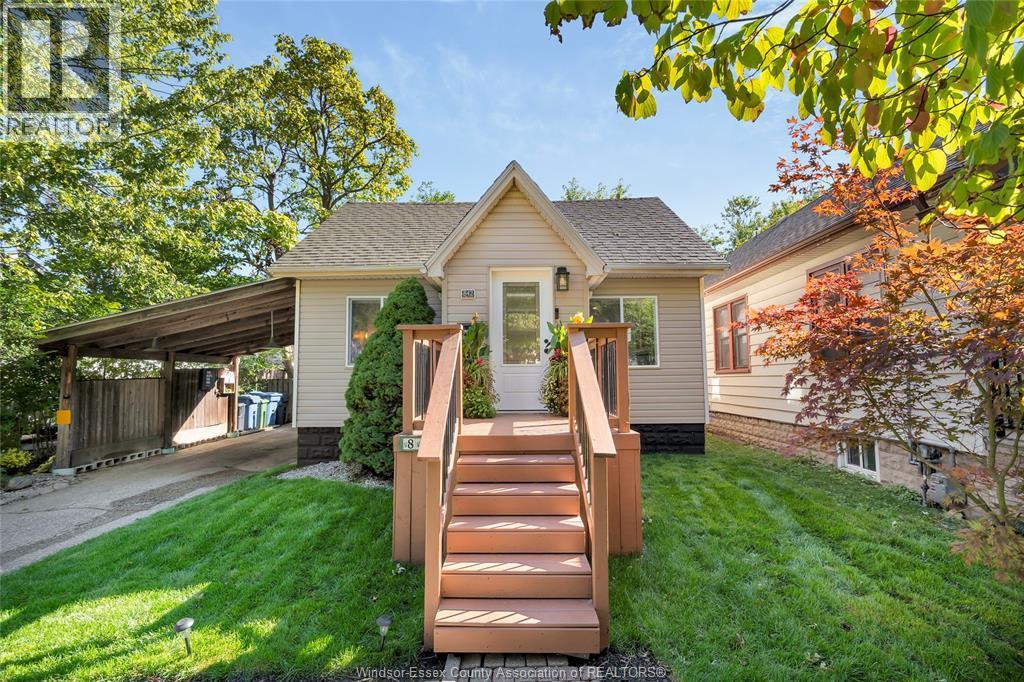 3-bedroom Single Family at 842 Ford Boulevard, Windsor — primary photograph