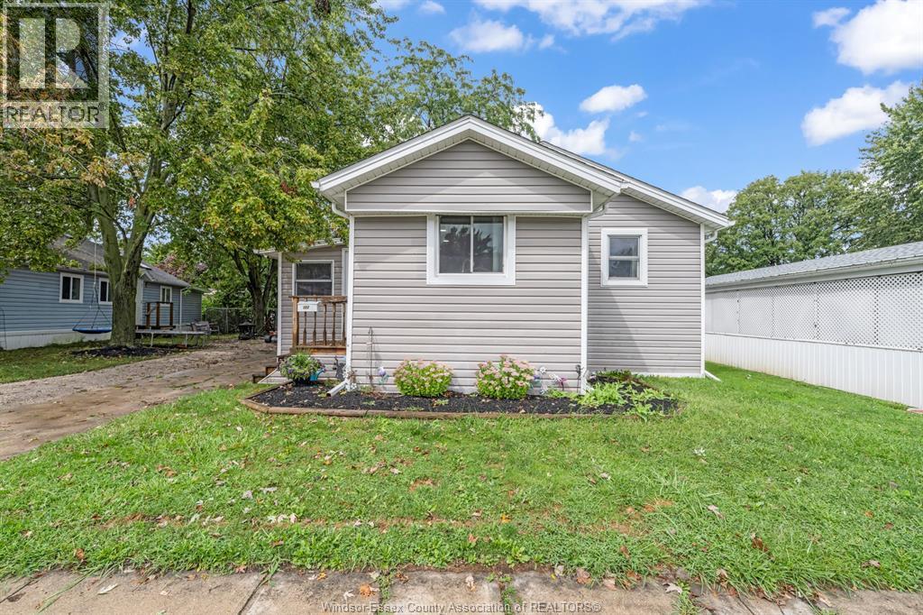 Single Family — 152 Dana Drive, Essex, Ontario
