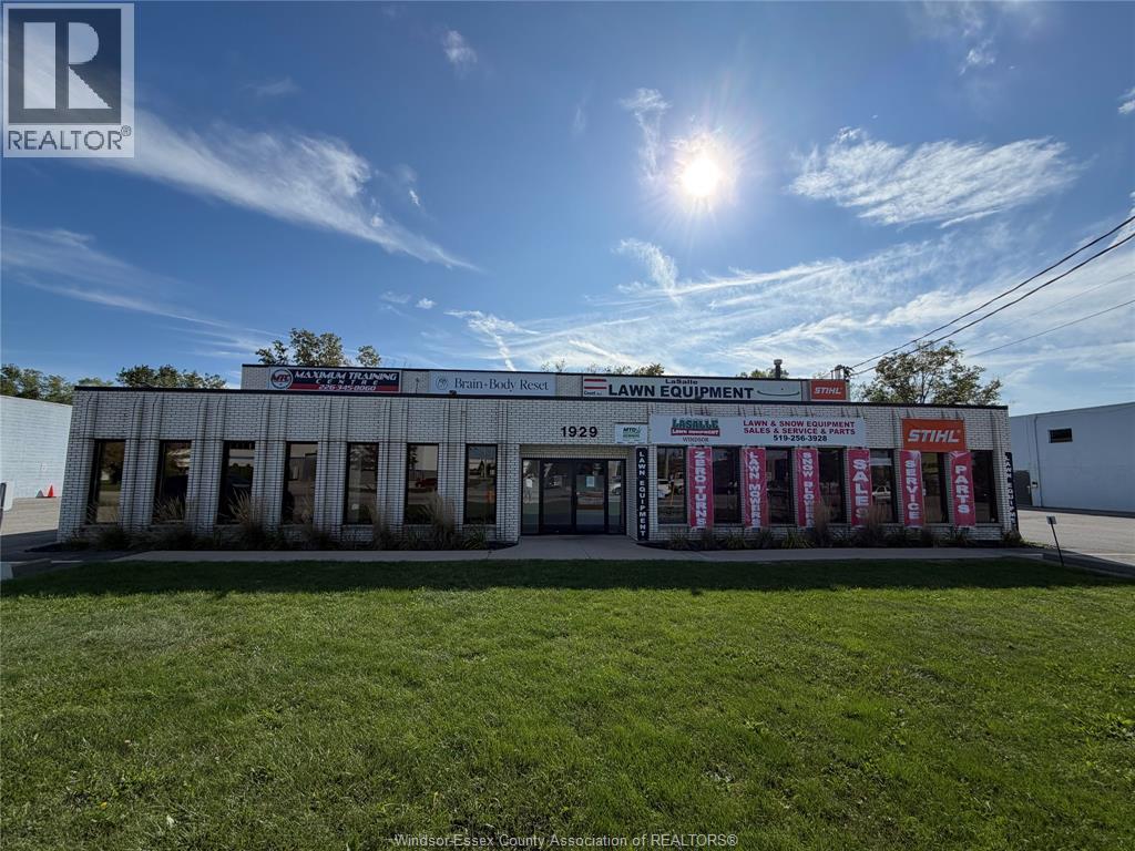Industrial at 1929 Provincial Road, Windsor — primary photograph