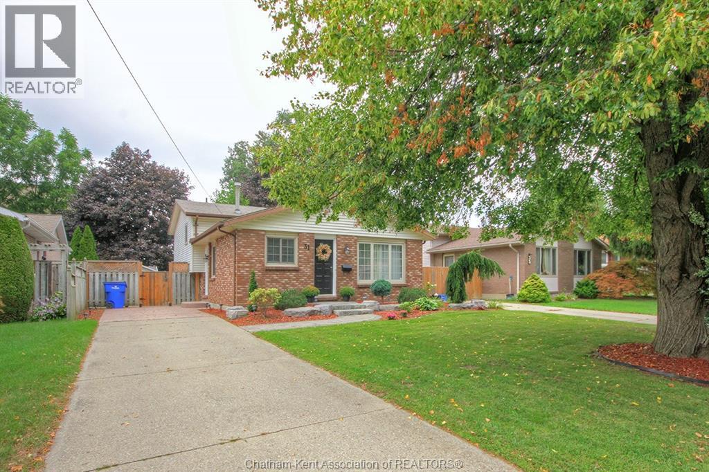 3-bedroom Single Family at 31 St. Anthony Street, Chatham — primary photograph