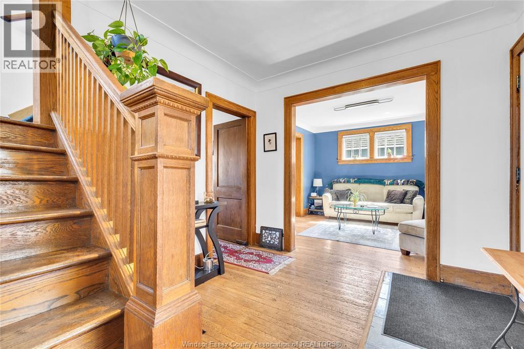 3-bedroom Single Family at 916 Windsor Avenue, Windsor — photograph 3
