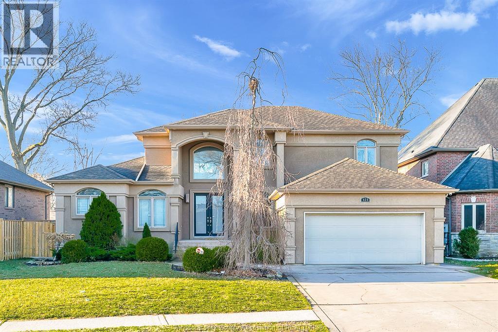 6-bedroom Single Family at 425 Country Club Drive, Windsor — photograph 2