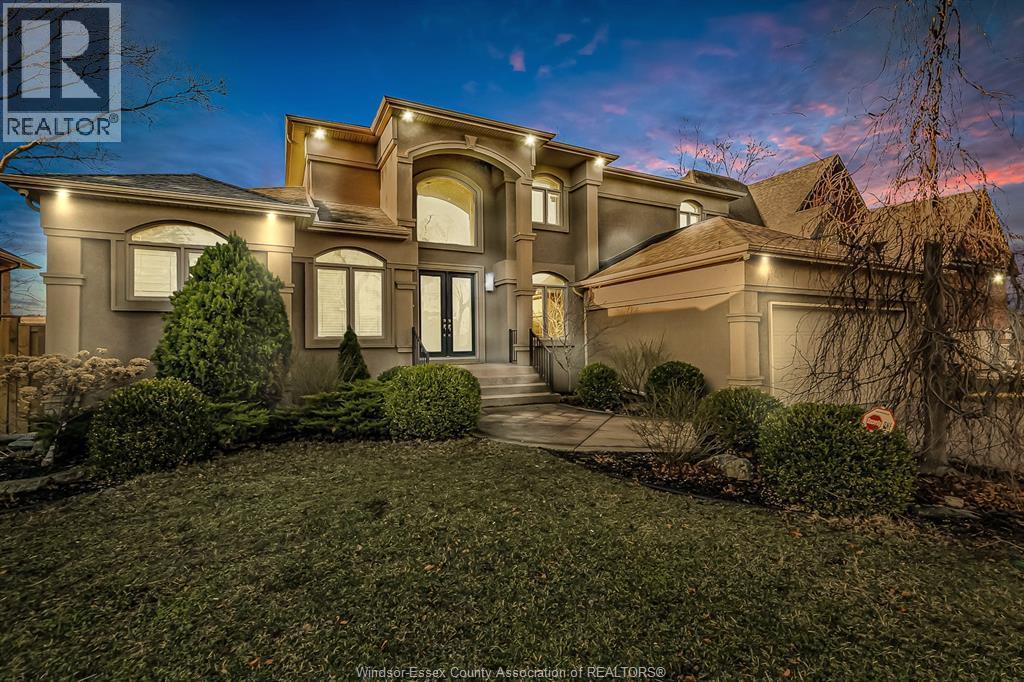 6-bedroom Single Family at 425 Country Club Drive, Windsor — photograph 3