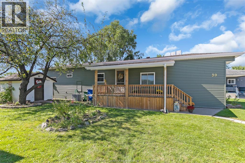 2-bedroom Single Family at 39 Wilder, Lakeshore — primary photograph