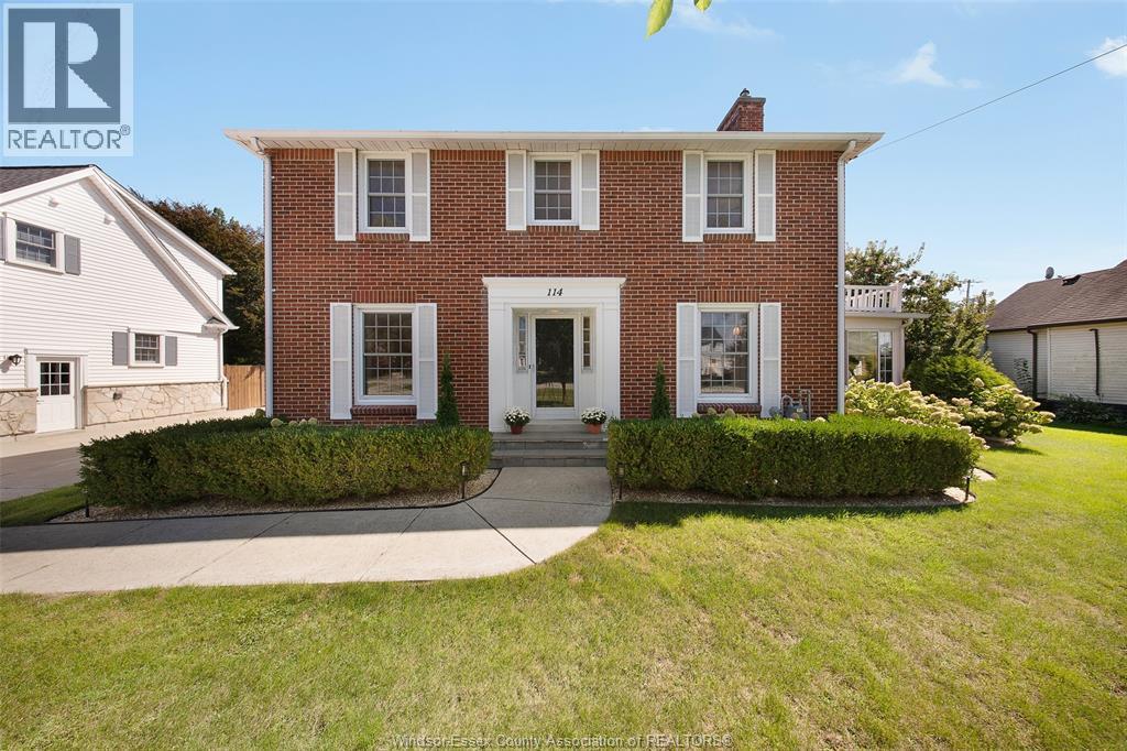 3-bedroom Single Family at 114 Walnut Street, Harrow — photograph 2