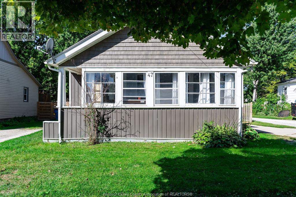 3-bedroom Single Family at 47 Wigle Street, Leamington — primary photograph