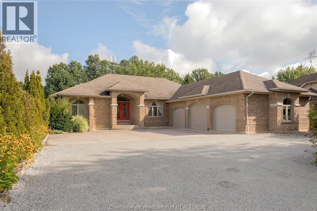 5-bedroom Single Family at 2958 County Rd 20, Harrow — primary photograph