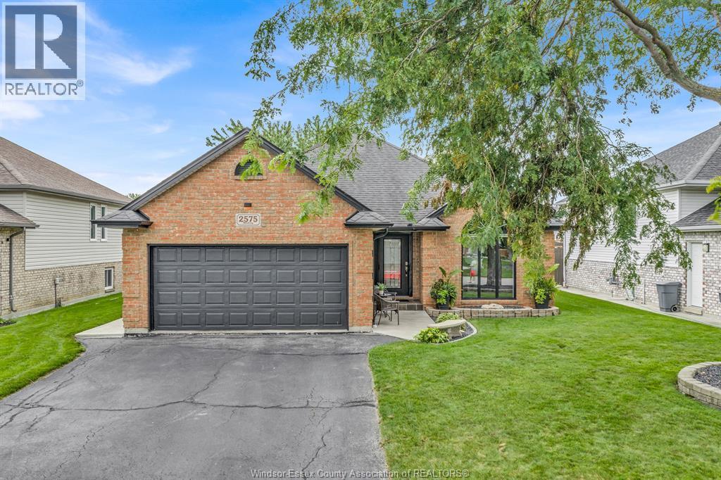 3-bedroom Single Family at 2575 Wildberry, Tecumseh — primary photograph