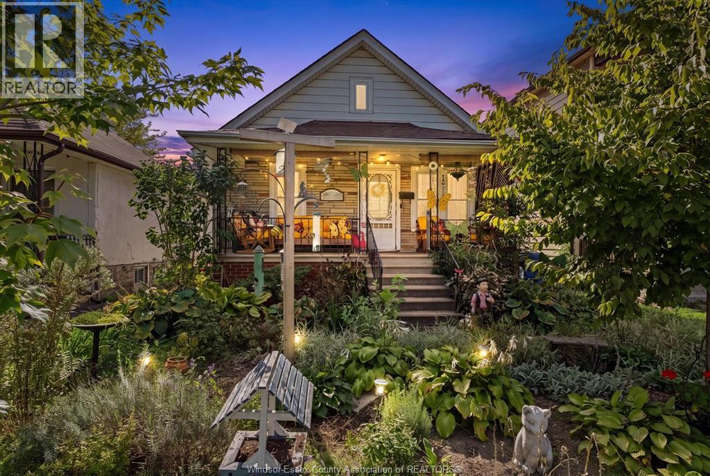 Single Family — 1535 Moy Avenue, Windsor, Ontario