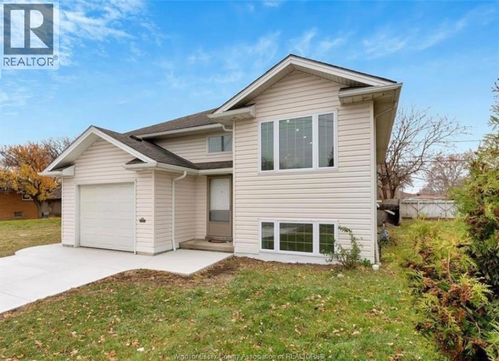 Single Family — 1443 Campbell Avenue, Windsor, Ontario