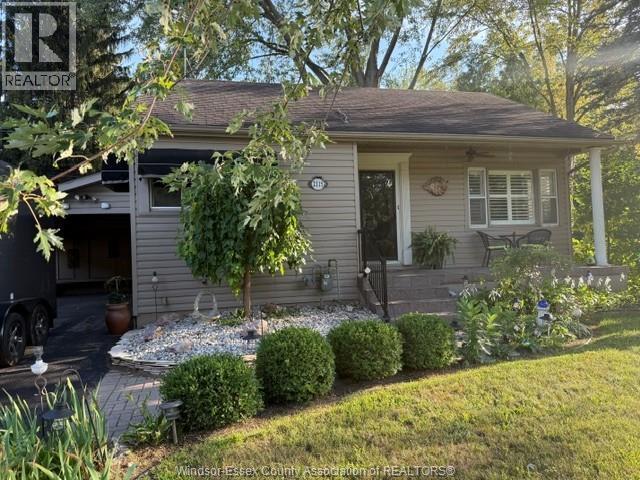 2-bedroom Single Family at 2115 Todd Lane, LaSalle — photograph 2