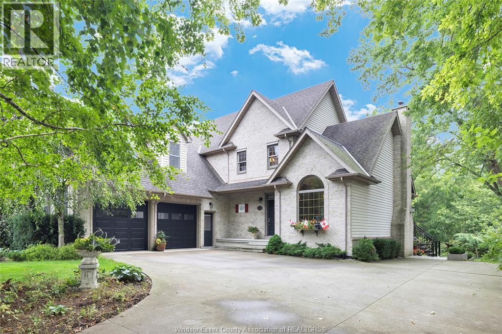 5-bedroom Single Family at 1340 Graham Sideroad, Kingsville — primary photograph