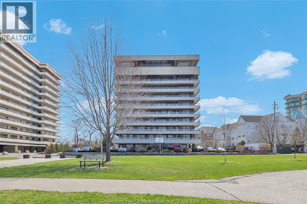2-bedroom Single Family at 5125 Riverside Drive #604, Windsor — primary photograph