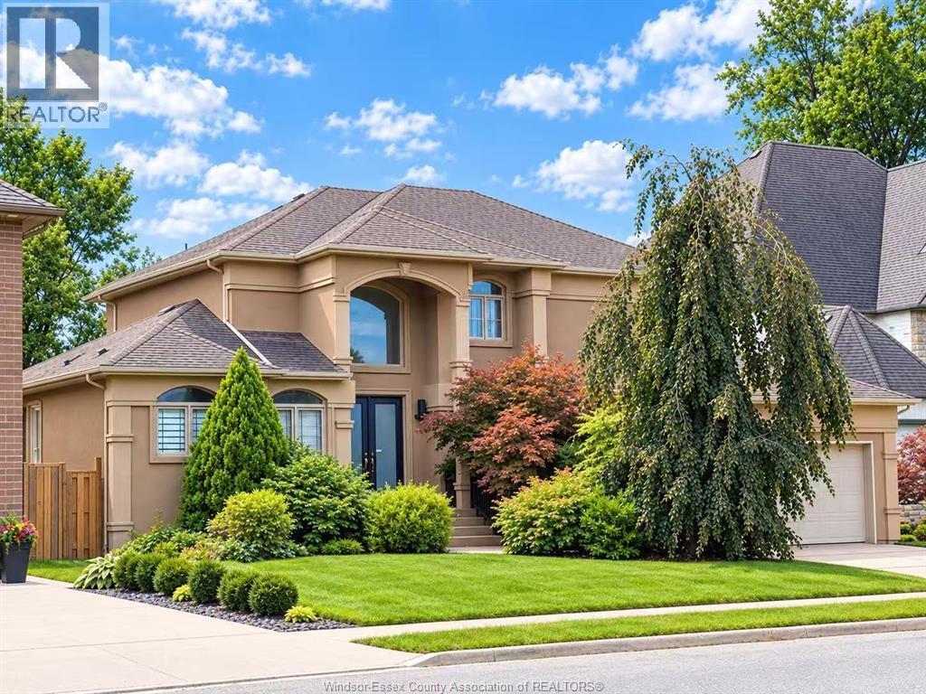 Single Family — 425 Country Club Drive, Windsor, Ontario