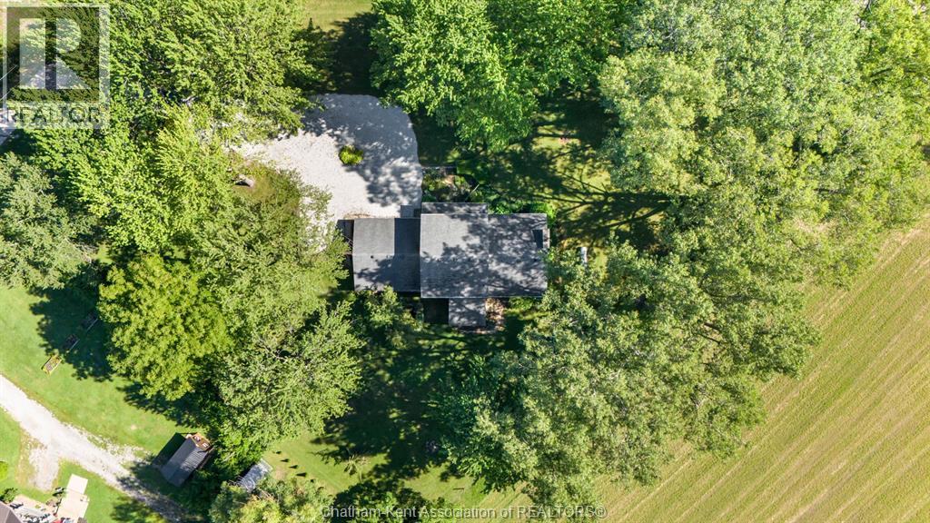 4-bedroom Single Family at 10374 Shepherds Line, Dresden — photograph 3