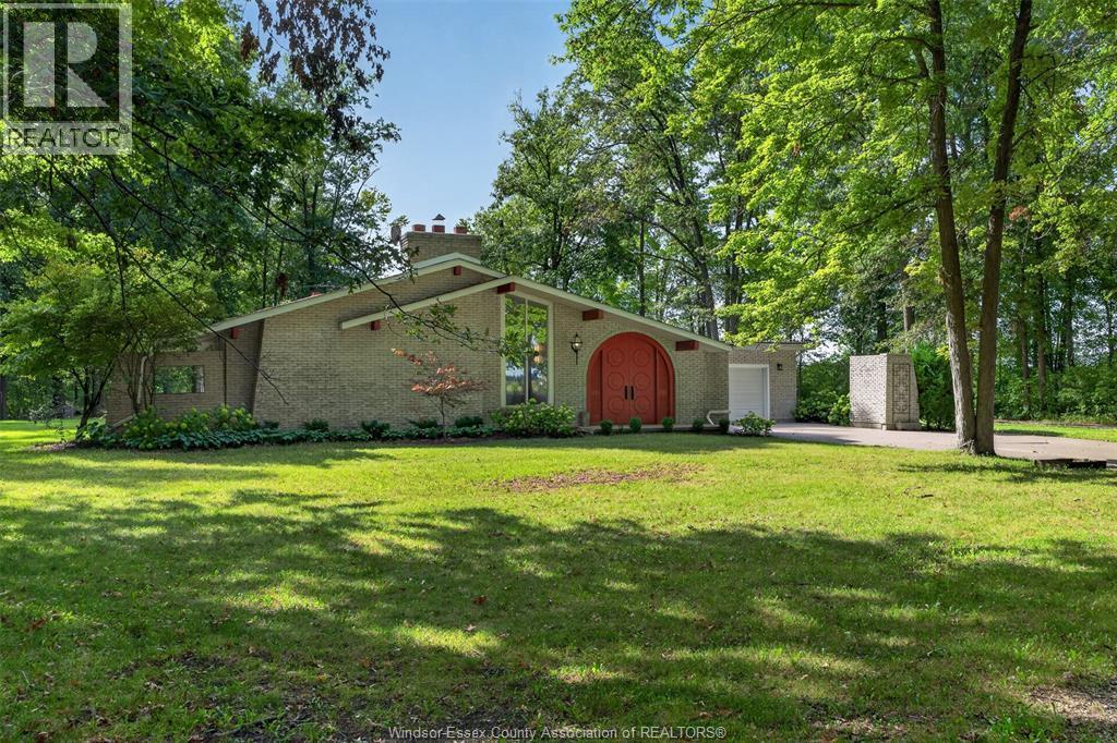 3-bedroom Single Family at 8030 County Rd 15, Essex — primary photograph